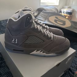 Wolf Grey Jordan 5’s