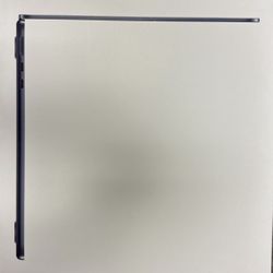 New Apple MacBook Air 15-inch Laptop - M3 chip 24GB Memory 512GB SSD - Midnight