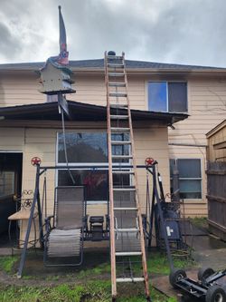 32 Foot Ladder