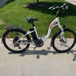 DJ City Bike | White | E-bike 