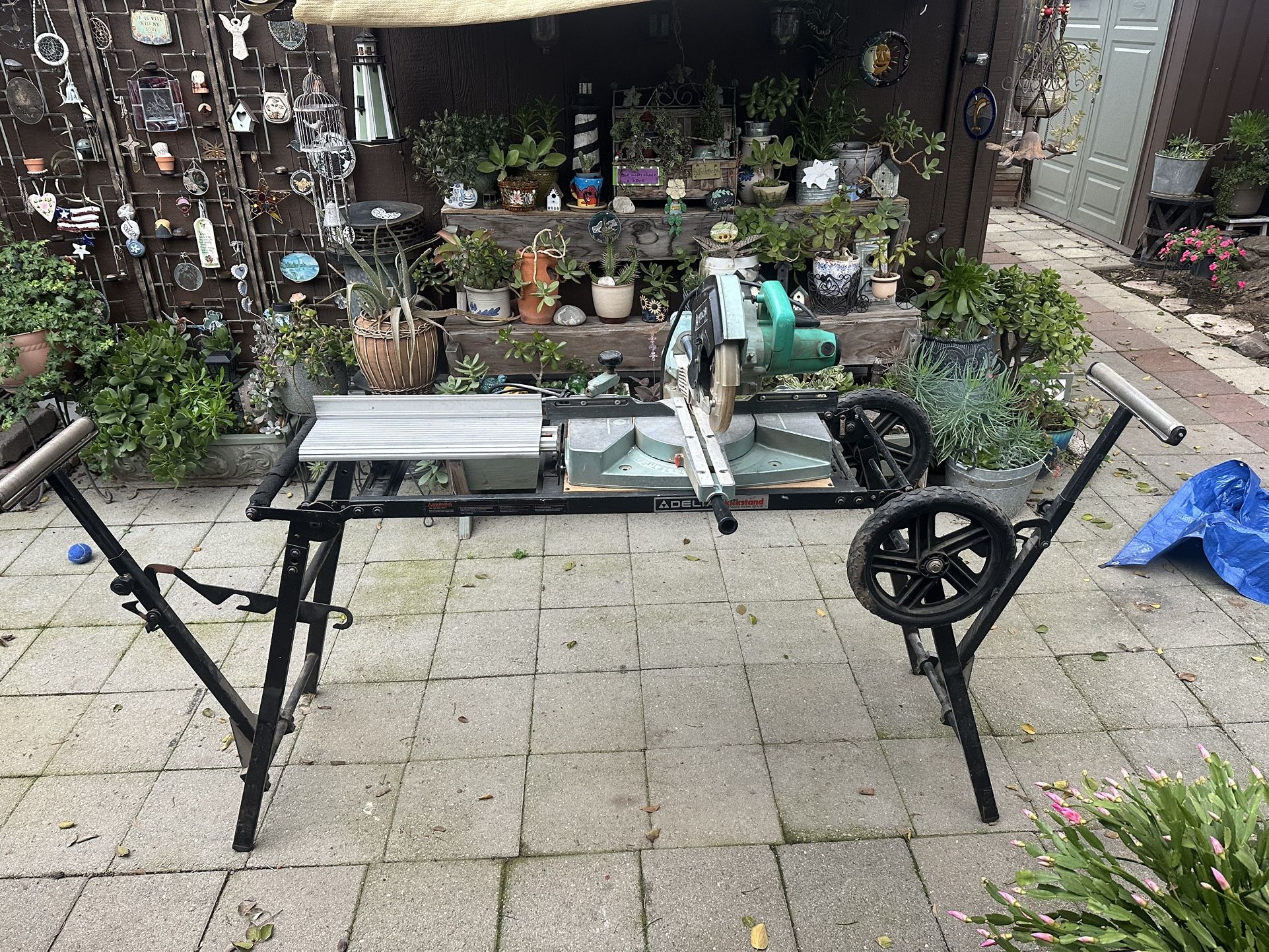 Mitter Sliding Saw And Stand 