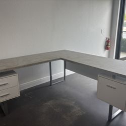 Executive Corner Desk