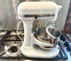 KitchenAid Professional HD 5-Qt Bowl-Lift Stand Mixer + Attachment Pack