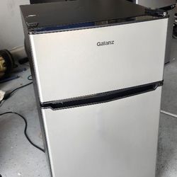 Galanz Mimi Refrigerator Condition (Used)