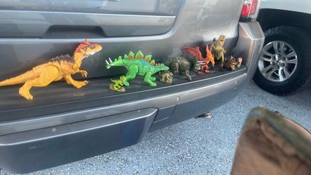 Dinosaurs figures