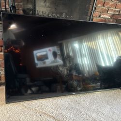 58 in hisense roku tv with Remote