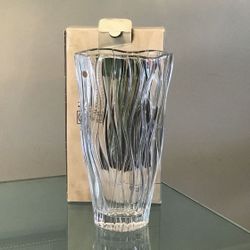 BNIB Stunning Large Nachtmann By Riedel 24% Lead Crystal Ocean 10.5” Vase Box Germany Modern Asymmetrical 