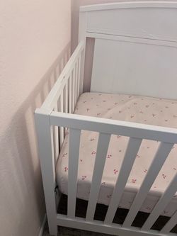 Davinci Charlie crib