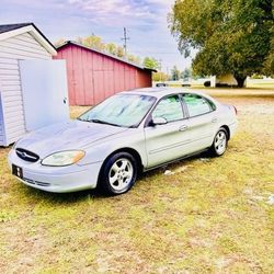 2002 Ford Taurus