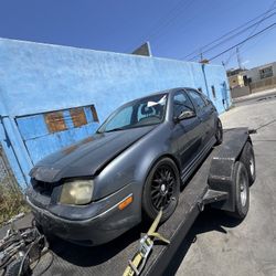 Volkswagen Jetta Part Out 2.8