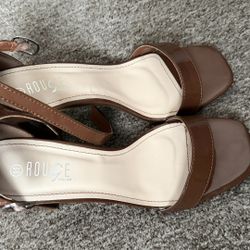 Color Brown Size 11