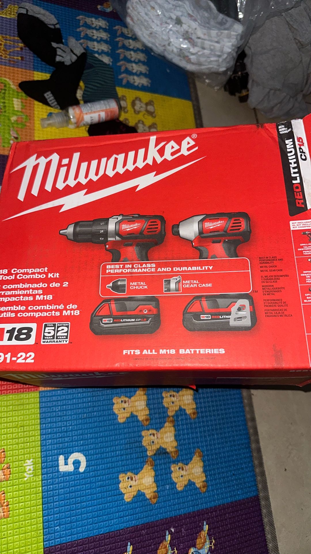 Brand New Milwaukee Drill Set With 2 Batteries And Charger 