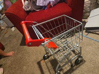 Shopping Cart  🛍  80 Dollars  Firm On Price  For  Toddler Kids 