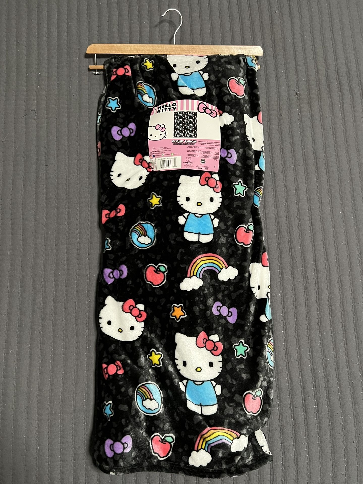Hello Kitty Blanket