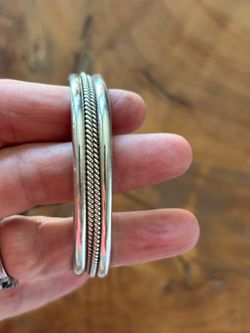 Vibtage Native American Tahe cuff bracelet