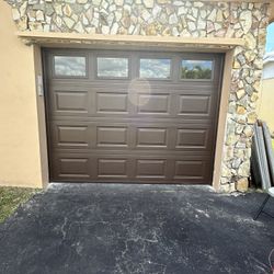 Hurracane Impacto Garage Doors 