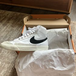 Nike Blazer Mid ‘77 VNTG size 10 Men’s