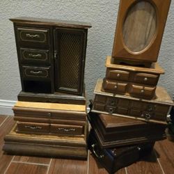 Vintage Wooden Jewelry Box 