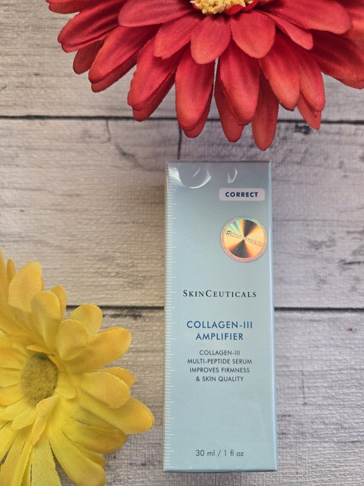 SKINCEUTICALS
COLLAGEN-III
AMPLIFIER
COLLAGEN-II
MULTI-PEPTIDE SERUM
IMPROVES FIRMNESS
& SKIN QUALITY