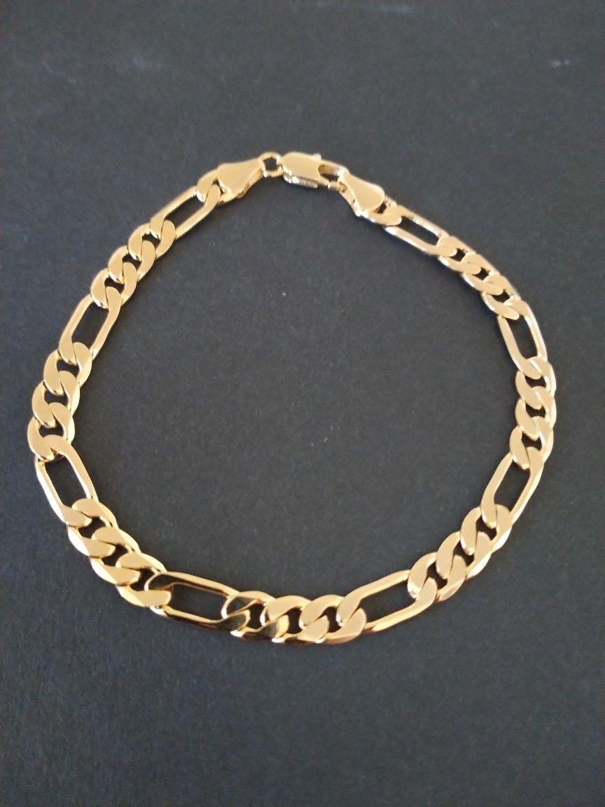 Gold 18k Plated Figaro Bracelet 