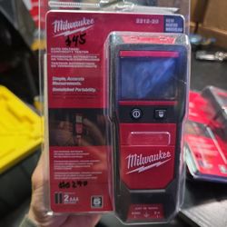 Milwaukee
Auto Voltage/Continuity Tester Set