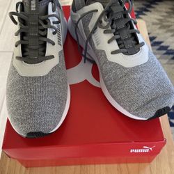 Men's Size 12 PUMA Shoes (Brand New)