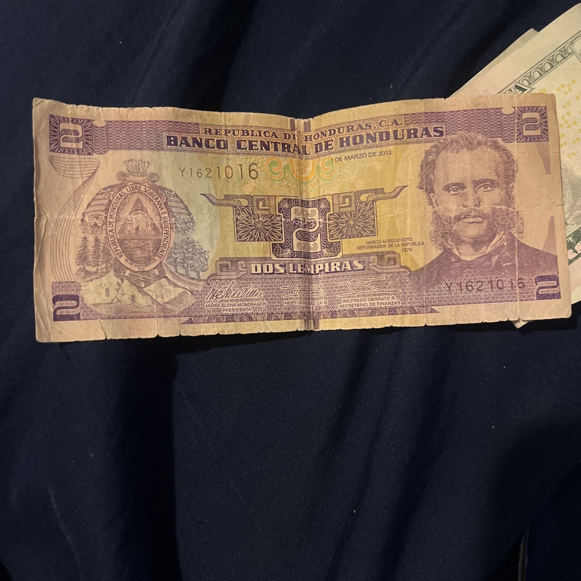 Antique 1976 Honduras Banco Central 2 Lempiras