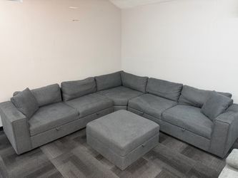 Thomasville Bryden Fabric Sectional with Storage Seats and Ottoman