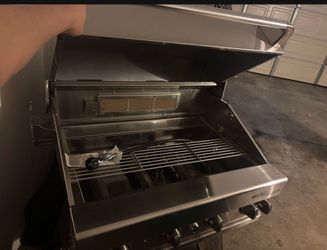 Bbq grill