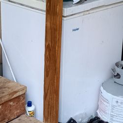 Medium Freezer 