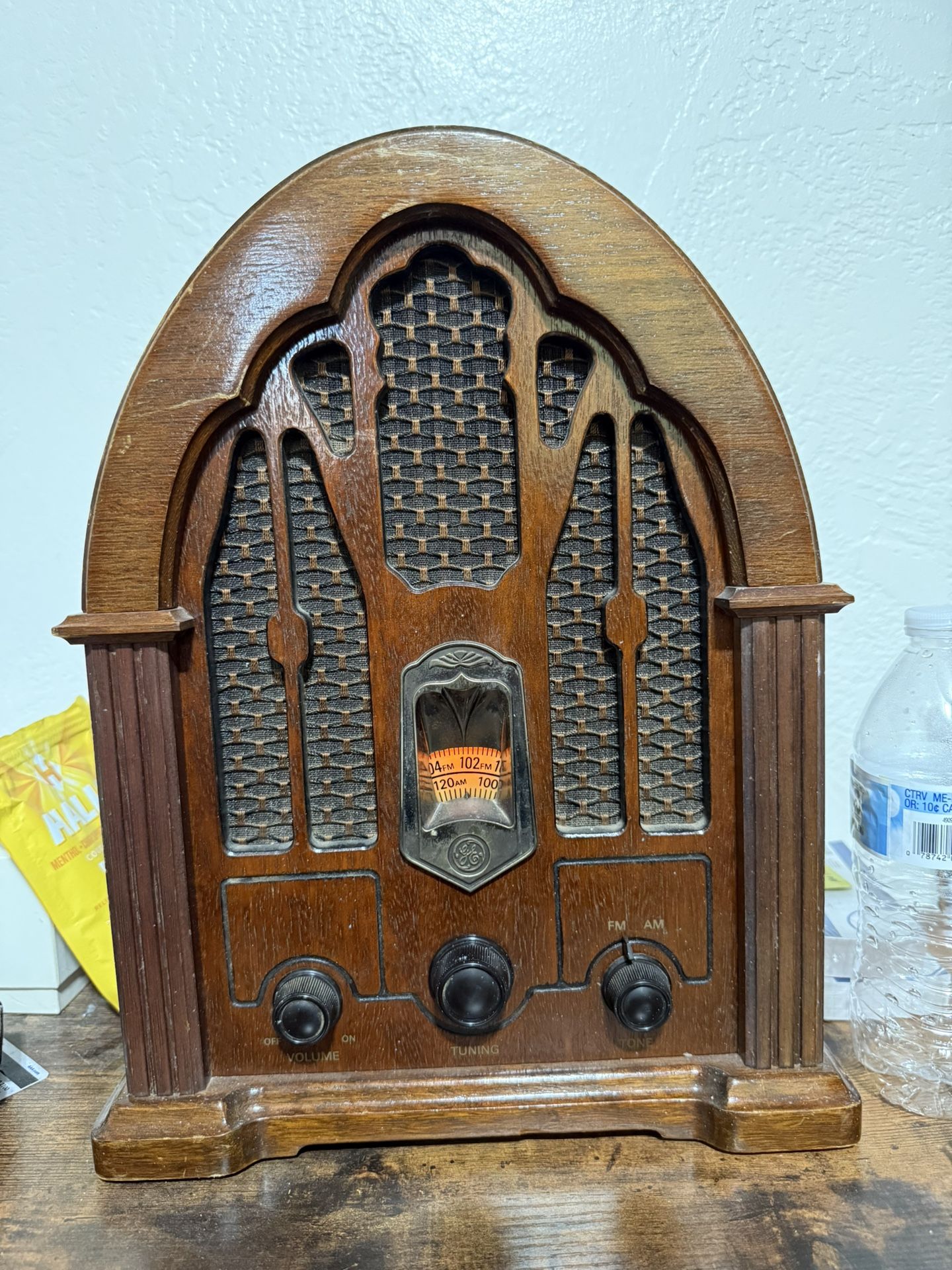 Vintage 1930’s GE Cathedral Radio !!