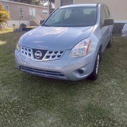 Nissan Rogue 