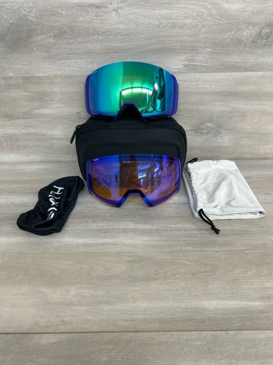 SMITH Unisex 4D MAG ChromaPop Snow Goggles * Needs New Strap (PO1019991)
