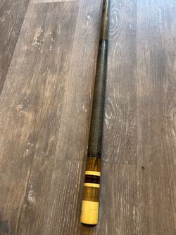 Vintage meucci maximum 2-piece billiard cue