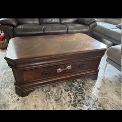 Coffee Table And End Table Set 