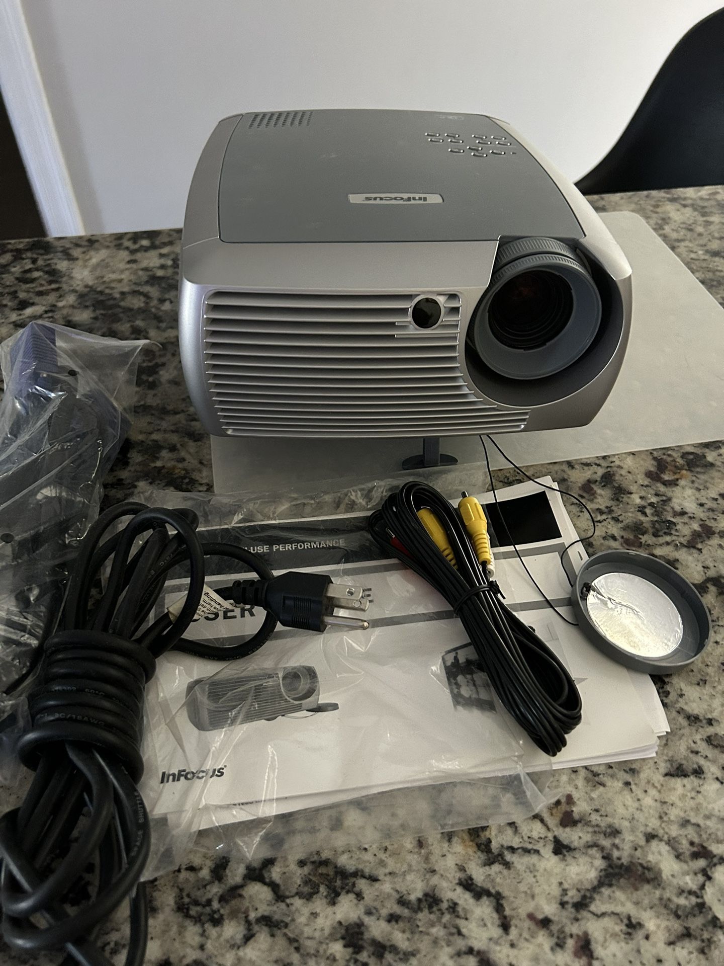 InFocus X1a DLP Projector