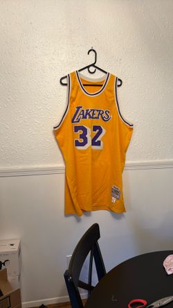 Men’s Lakers Magic Johnson Hardwood Classics Stitched Size 58