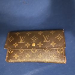 Louis Vuitton  Woman’s Wallet