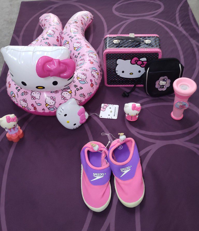HELLO KITTY❤️ by Sanrio! Lot of items