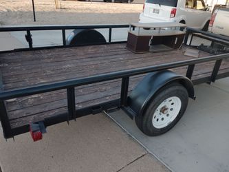 Single Axle Utility Trailer with Wood Deck