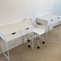 2 Used Desks 1 Chair 