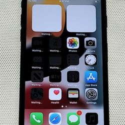 NICE UNLOCKED BLACK APPLE iPhone 7 32GB 