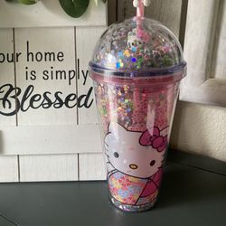 Hello Kitty Cups 
