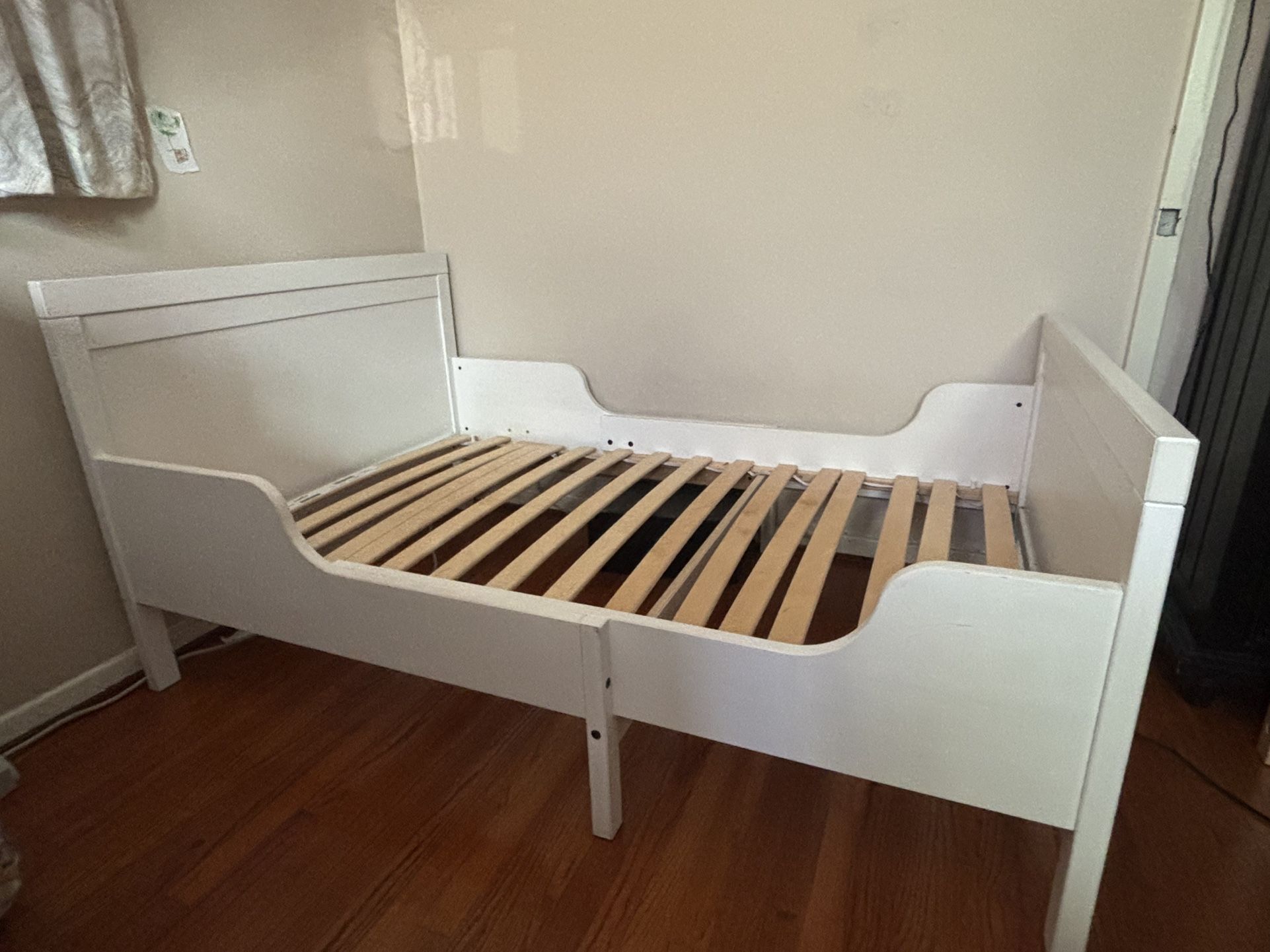 Junior Extendable  Bed Frame