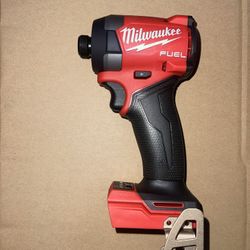 Milwaukee M18 Impact Driver