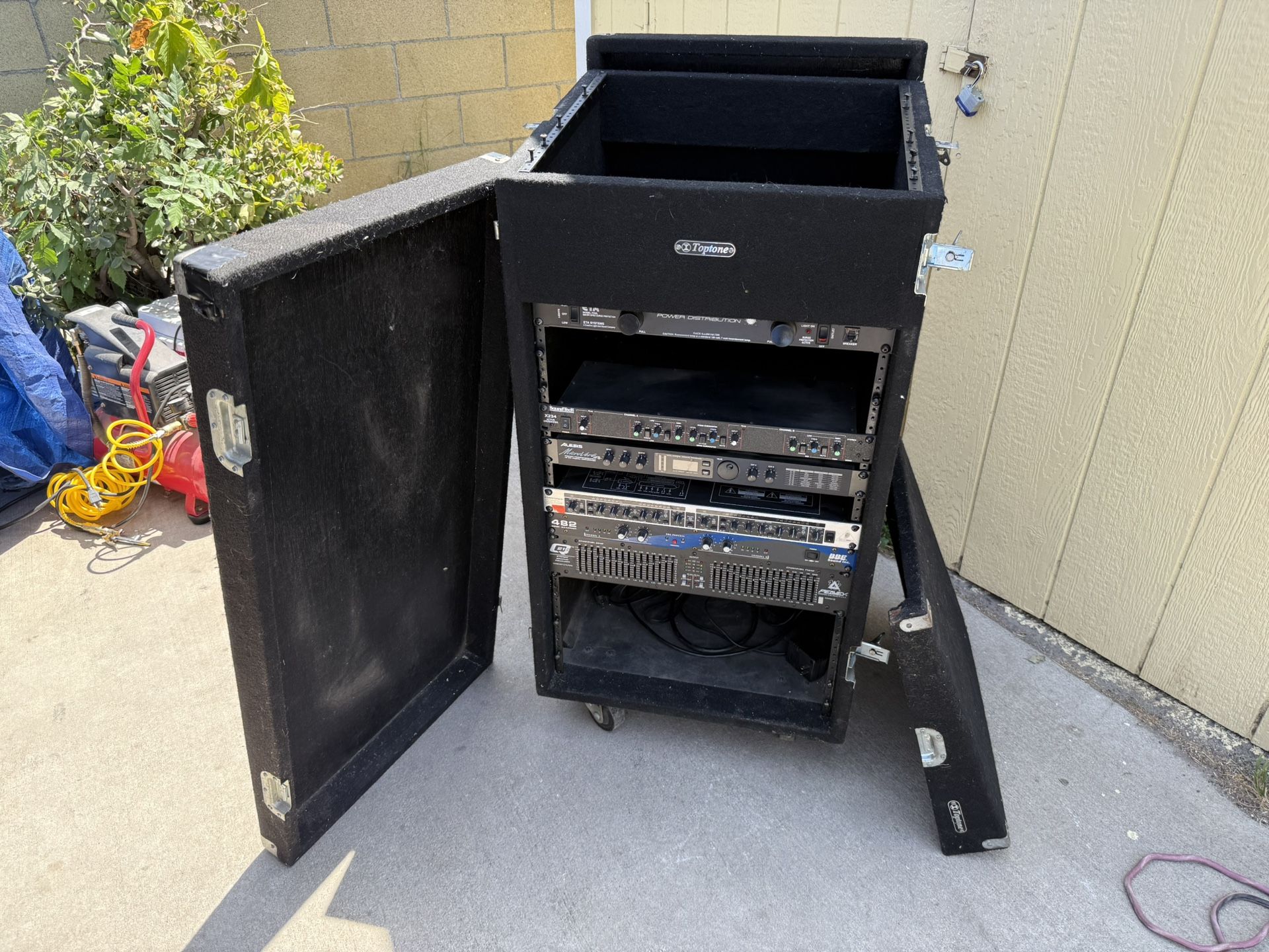 Dj Rack With Equipment