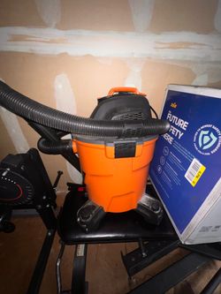 Ridgid shop vac / vacuum