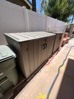 Storage bins