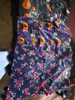 Women’s size small scrubs
