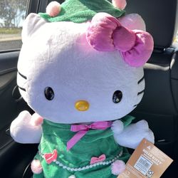 Hello kitty Christmas greeter new 